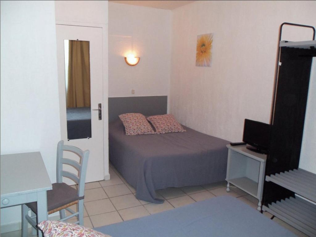 Hotel Du Musee Menton Phòng bức ảnh